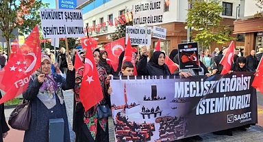 Saadet Partisi Trabzon'da Teröre Lanet Yürüyüşü Düzenledi