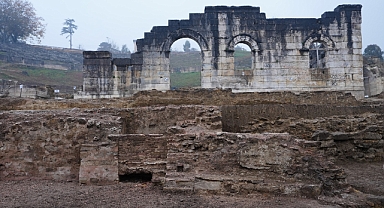 Konuralp'ten Tarih Fışkırıyor! Bizans Dönemine Ait Yeni Kalıntılar Keşfedildi
