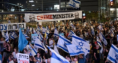 İsrailliler Netenyahu'nun İstifasını İstiyor