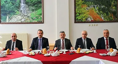 Artvin'de Çalışan Gazeteciler Günü Kutlandı