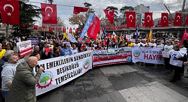 KESK Şubeler Platformu Trabzon'da İş Bırakma Eylemi Yaptı