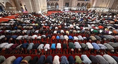 Trabzon'da Bayram Namazı Saat Kaçta Kılınacak?