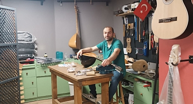 Trabzon'un Efsane İsmi Nihat Usta'dan 35 Yıllık Bağlama Mirası: NKM Atölyesi