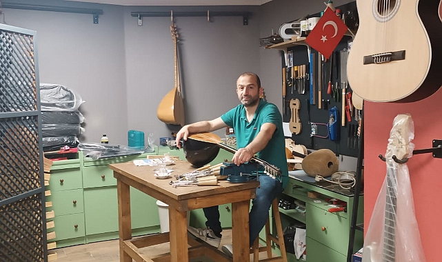Trabzon'un Efsane İsmi Nihat Usta'dan 35 Yıllık Bağlama Mirası: NKM Atölyesi