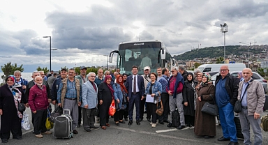 Başkan Kaya Emeklileri Çanakalle'ye Uğurladı