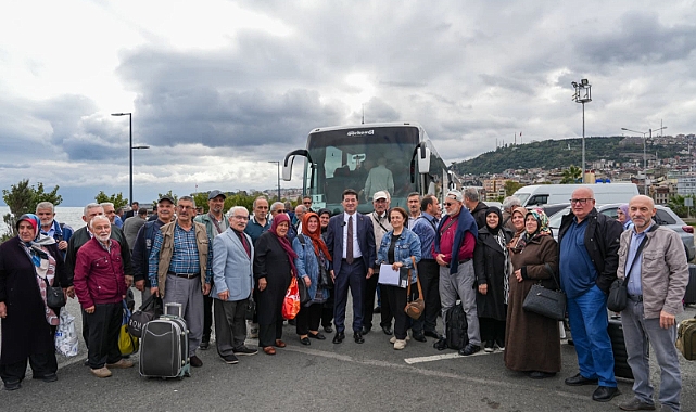 Başkan Kaya Emeklileri Çanakalle'ye Uğurladı