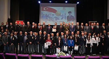 Trabzon Büyükşehir Belediyesi 29 Cumhuriyet Bayramı'nı Coşkuyla Kutladı