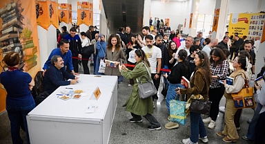 Giresunlu Vatandaşlardan Kitap Fuarına Yoğun İlgi