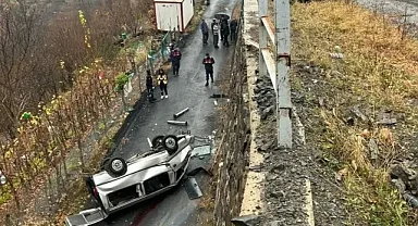 Artvin'deki Trafik Kazasında 3 Kişi Hayatını Kaybetti