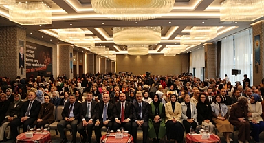 AK Parti Trabzon'da Kadın Kolları Buluşması: 