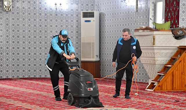 Ortahisar Belediyesi'nden Camilerde Ramazan Temizliği