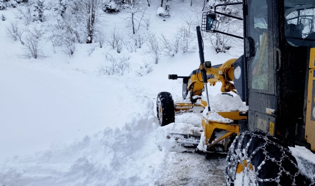 Trabzon Büyükşehir Belediyesi'nin Karla Mücadelesi Sürüyor