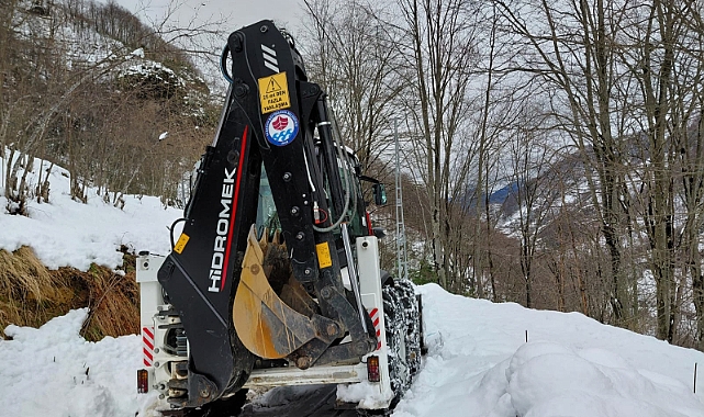 Trabzon Büyükşehir Belediyesi'nin Karla Mücadelesi Sürüyor
