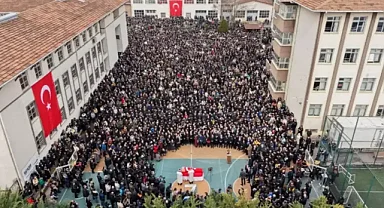 Öğrencisi Tarafından Öldürülen Fatma Nur Çelik Son Yolculuğuna Uğurlandı