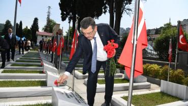 Başkan Genç Çanakkale Zaferi'nin Yıl Dönümü Nedeniyle Mesaj Yayınladı