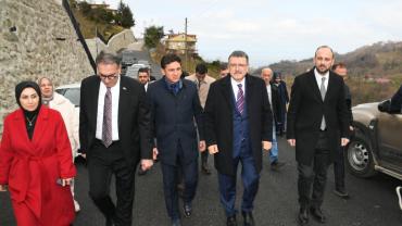 Başkan Genç Sürmene'de incelemelerde Bulundu