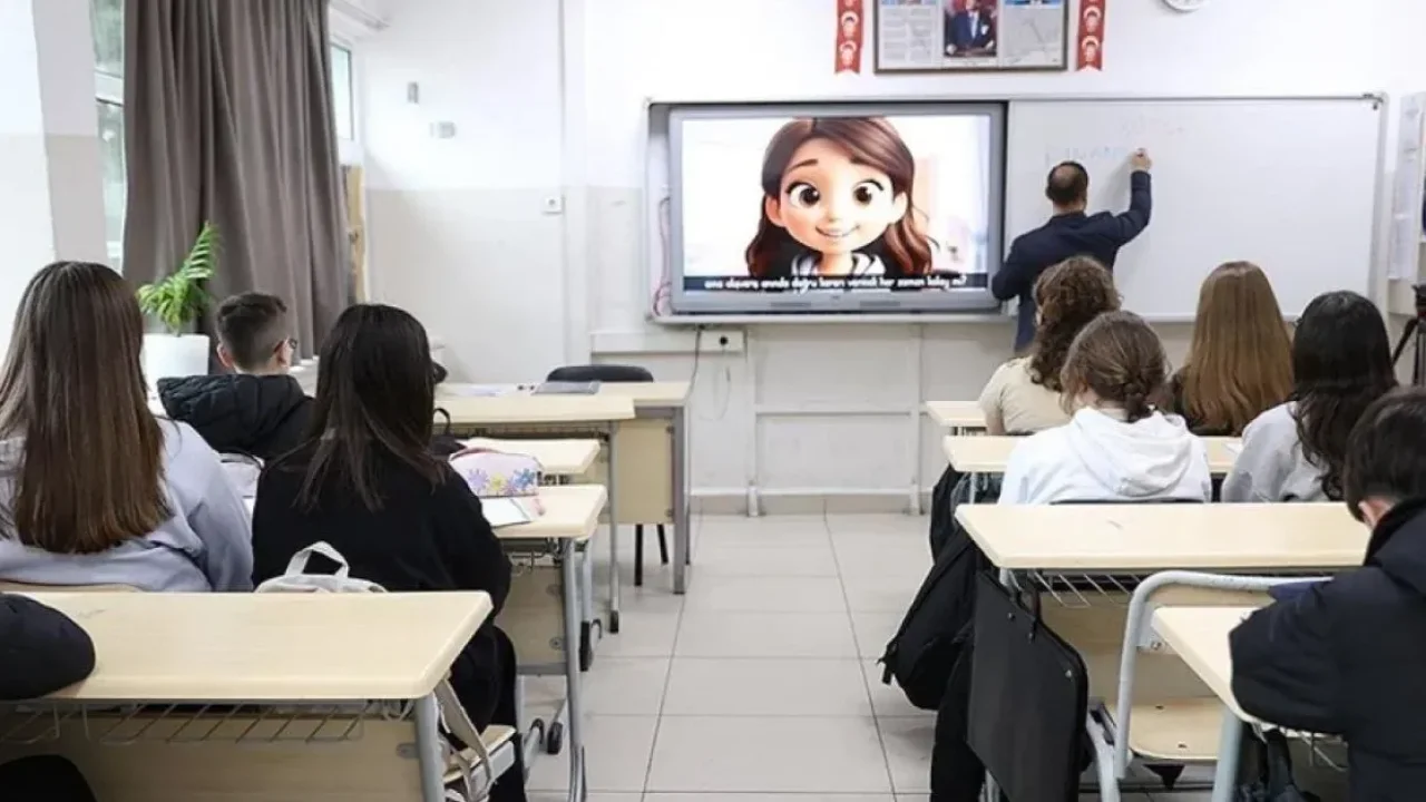 Okullarda İlk Ders "Finansal Okuryazarlık" İle Başladı