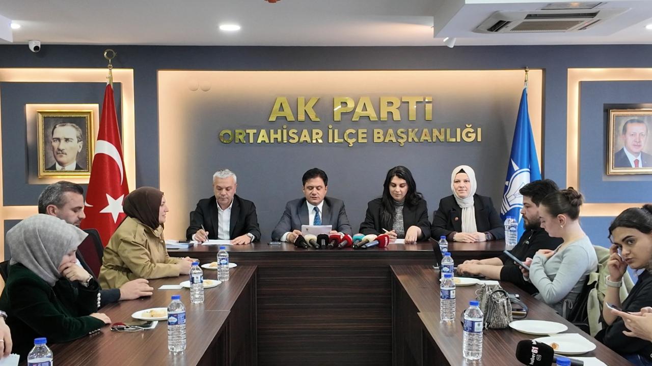 AK Partili Hisoğlu’ndan Sert Eleştiri: Ortahisar Belediyesi’nin 2 Yıllık Karnesi Koca Bir Hiç