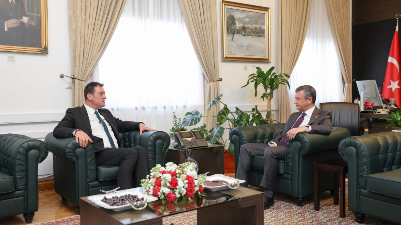 Başkan Fuat Köse, Özgür Özel'le Görüştü