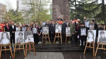 CHP'li Mustafa Bak 23 Nisan Kutlamalarında Haykırdı "Çocuklarımız Artık Güvende Değil"