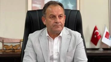 CHP'li Mustafa Bak, Trabzon Büyükşehir Belediyesi'nin Faaliyet Raporunu Eleştirdi