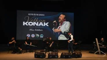 Volkan Konak KTÜ AKM'de Konserle Anıldı