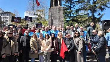 Siverek'teki Okul Saldırısı Trabzon'da Protesto Edildi: TÜRK EĞİTİM-SEN'den Sert Tepki