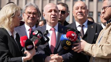 Ümit Özdağ HÜDA-PAR'ın Açtığı Davada Beraat Etti