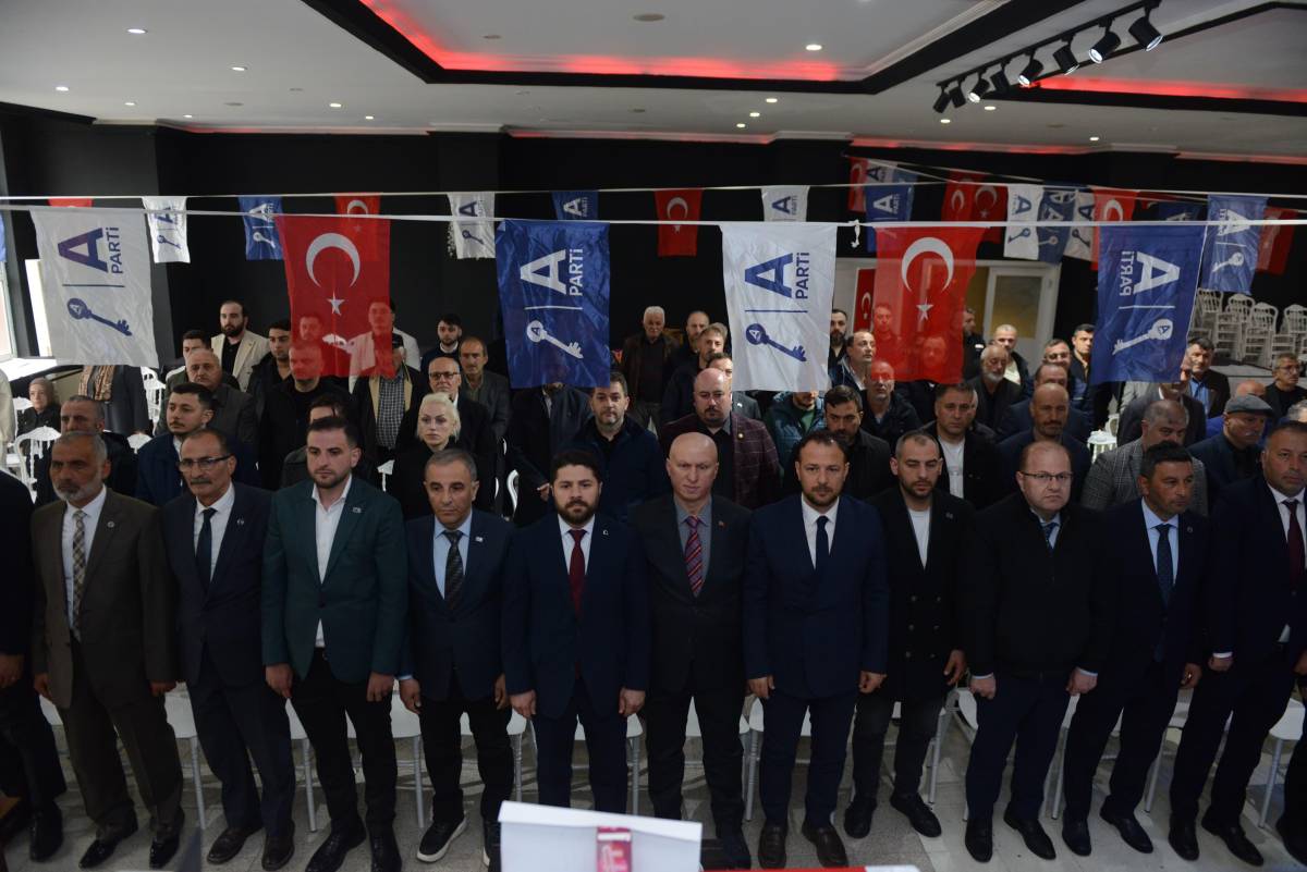 Anahtar Parti'den Dernekpazarı Çıkarması