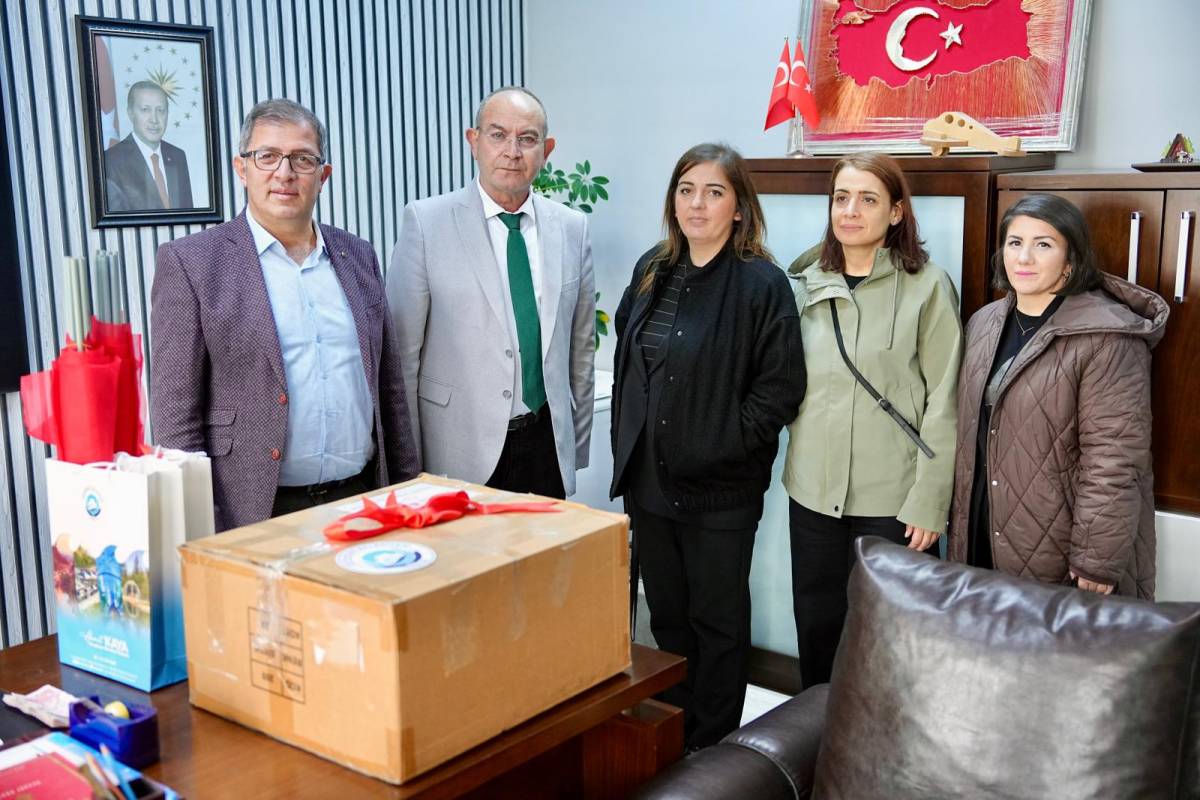 Ortahisar’dan Kırsaldaki Okullara Dev Destek: 1000 Kitapla Geleceğe Işık Oldular!