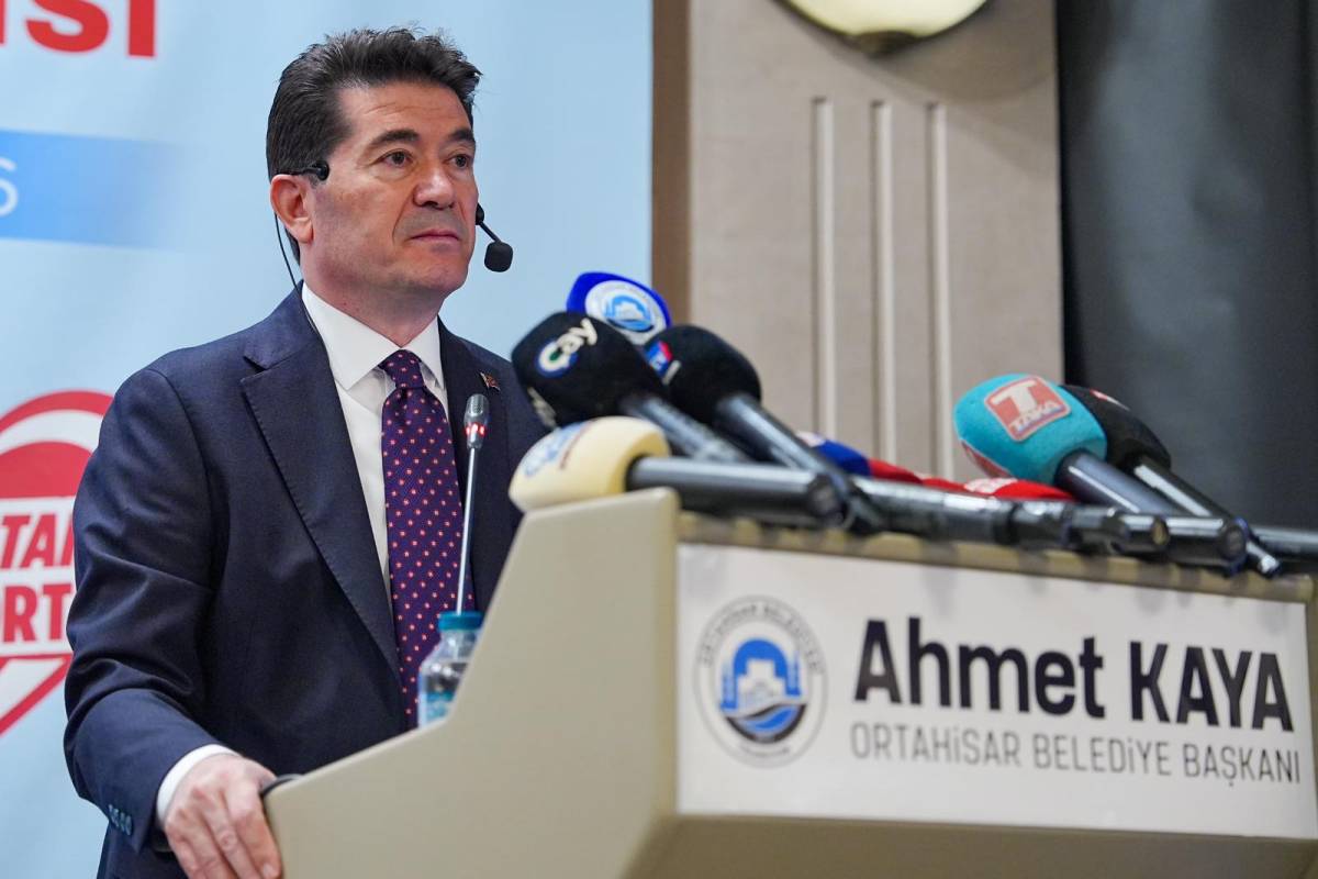 Başkan Kaya Ortahisar Belediyesi'nin 2 Yılını Gazetecilerle Paylaştı